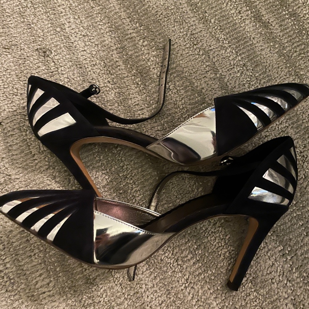 Miss Albright Art Deco Pumps